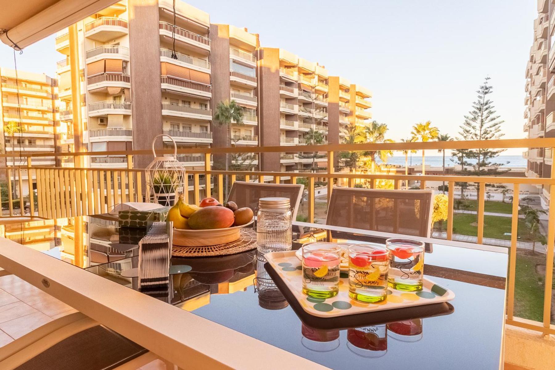 Apartamento Sofia Fuengirola Vistas Al Mar Atardeceres Magicos ภายนอก รูปภาพ